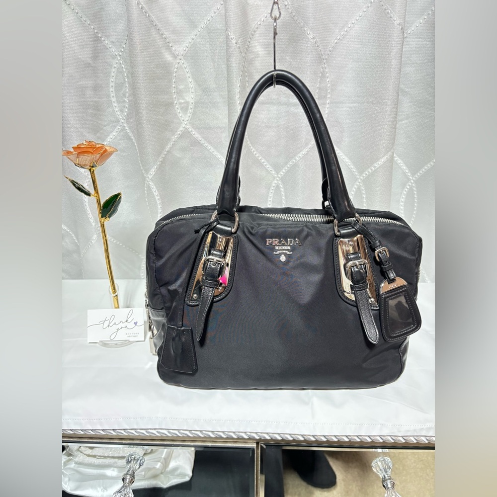 ❤️ Prada Tessuto+Nappa Tote Bag A406EM17E8